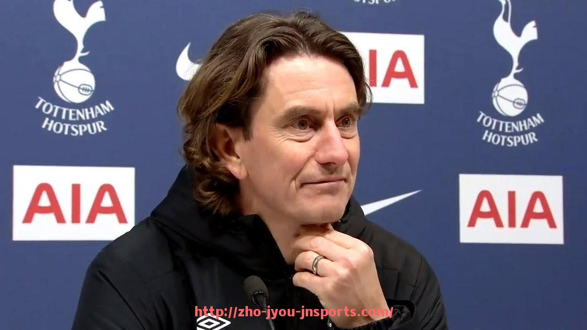 jiuyou九游娱乐-世俱杯场边评论要点及即时战术解析访谈内容